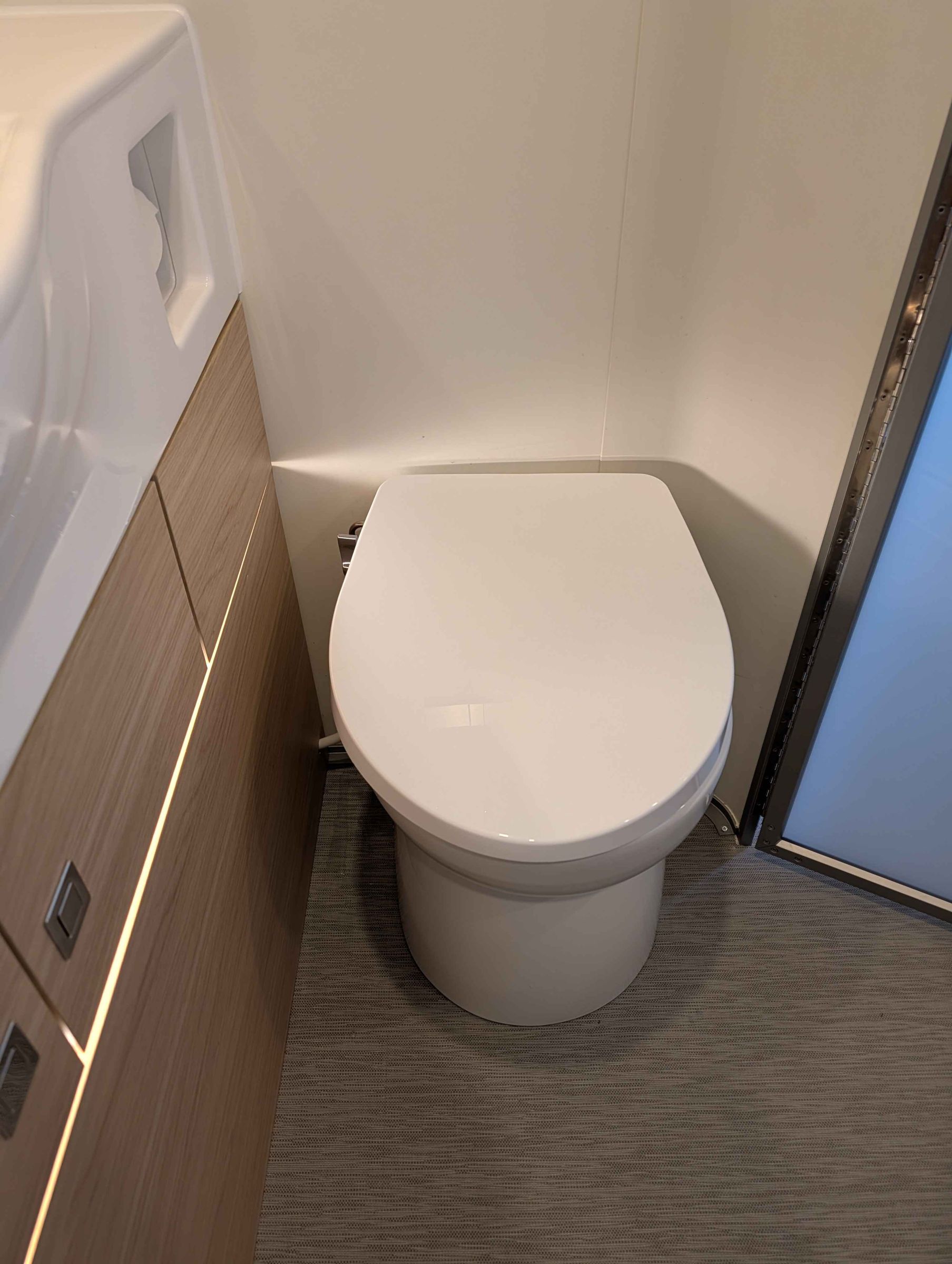 Installed a bidet toilet seat with a PEX crimp tee (image 3 of 5)